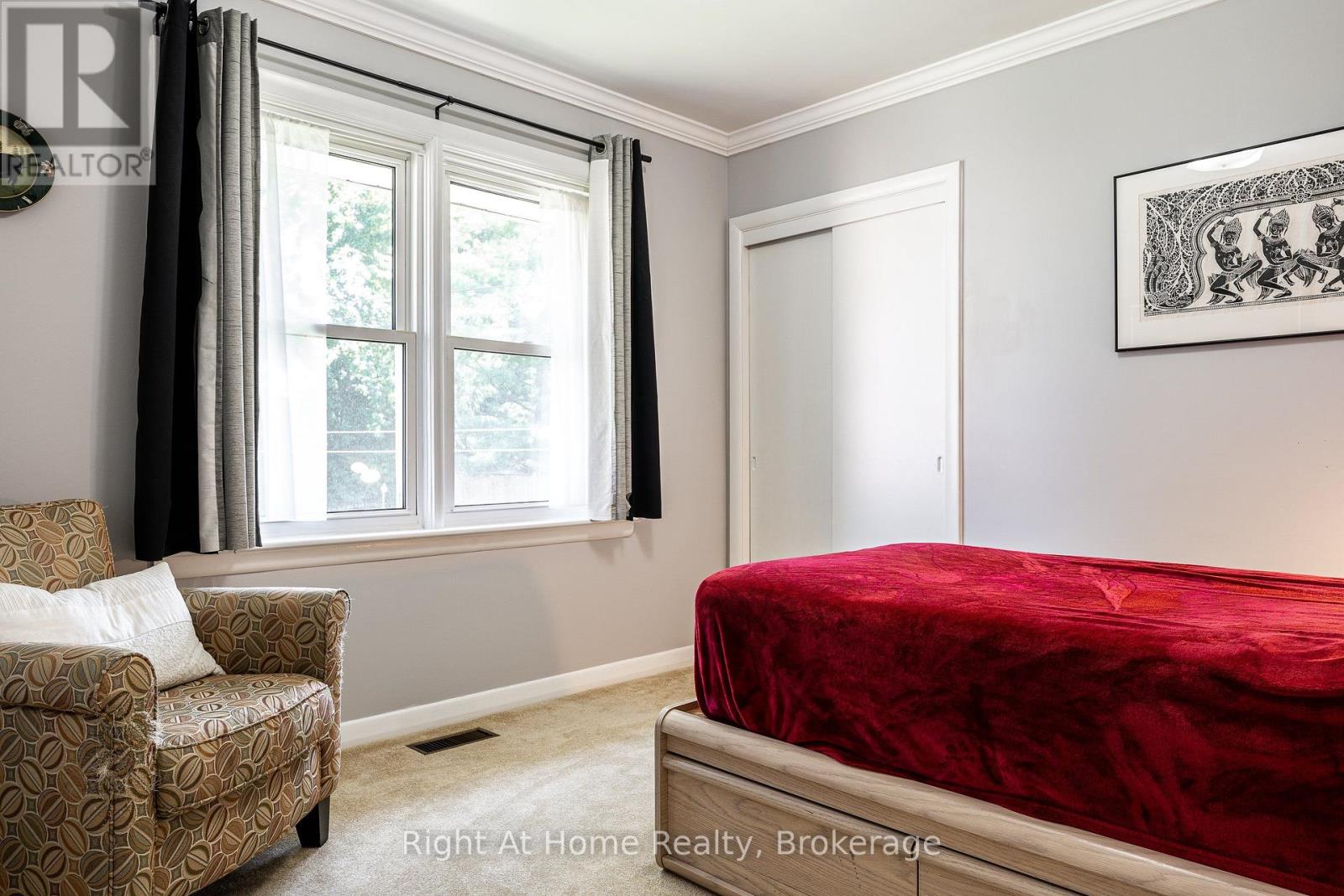 202 EASSON STREET - 25