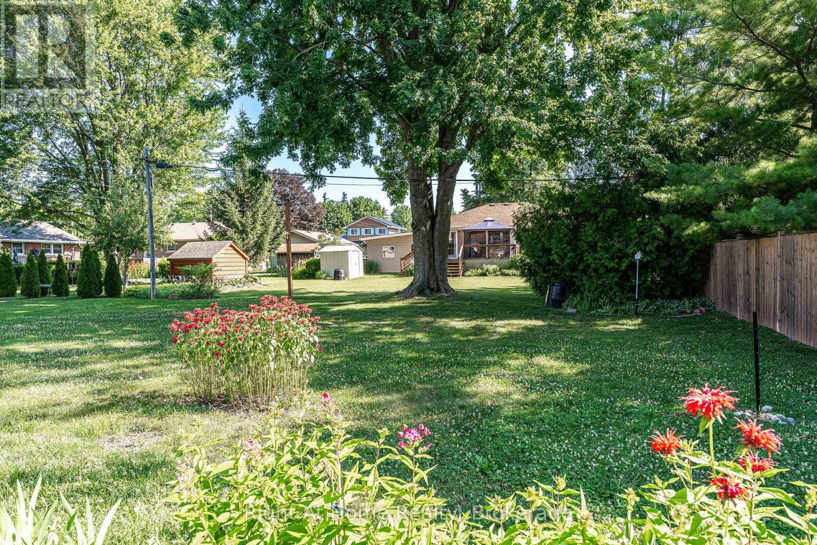 202 EASSON STREET - 6