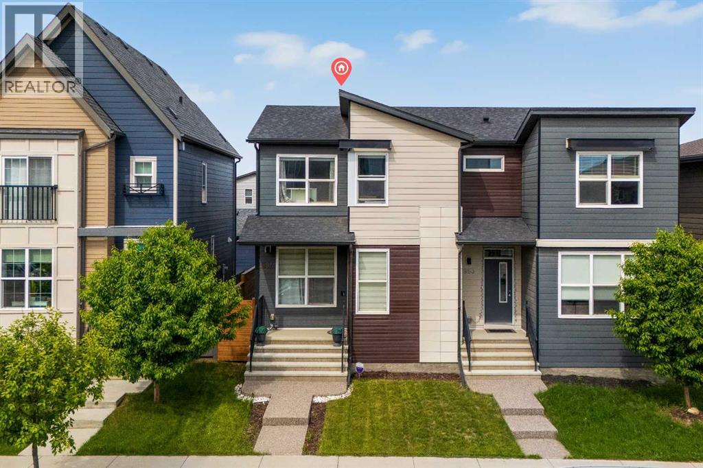 867 Walgrove Boulevard SE - 1