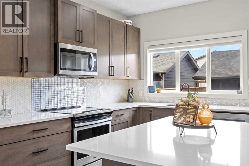 867 Walgrove Boulevard SE - 13