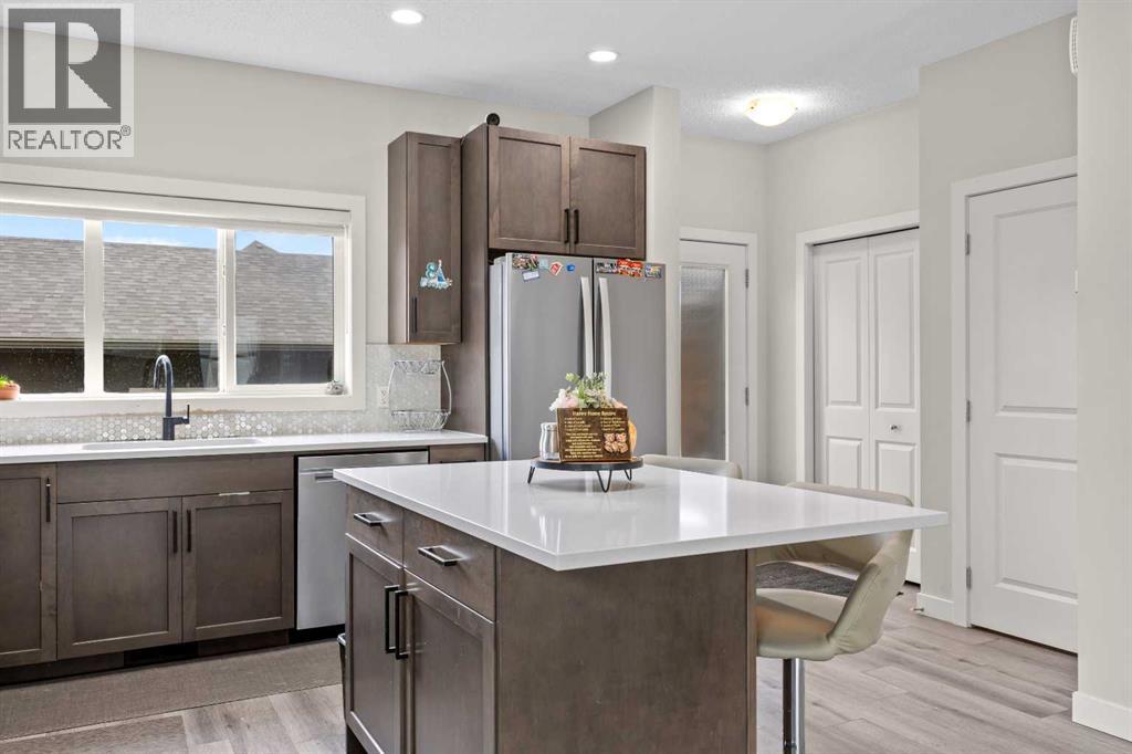 867 Walgrove Boulevard SE - 14