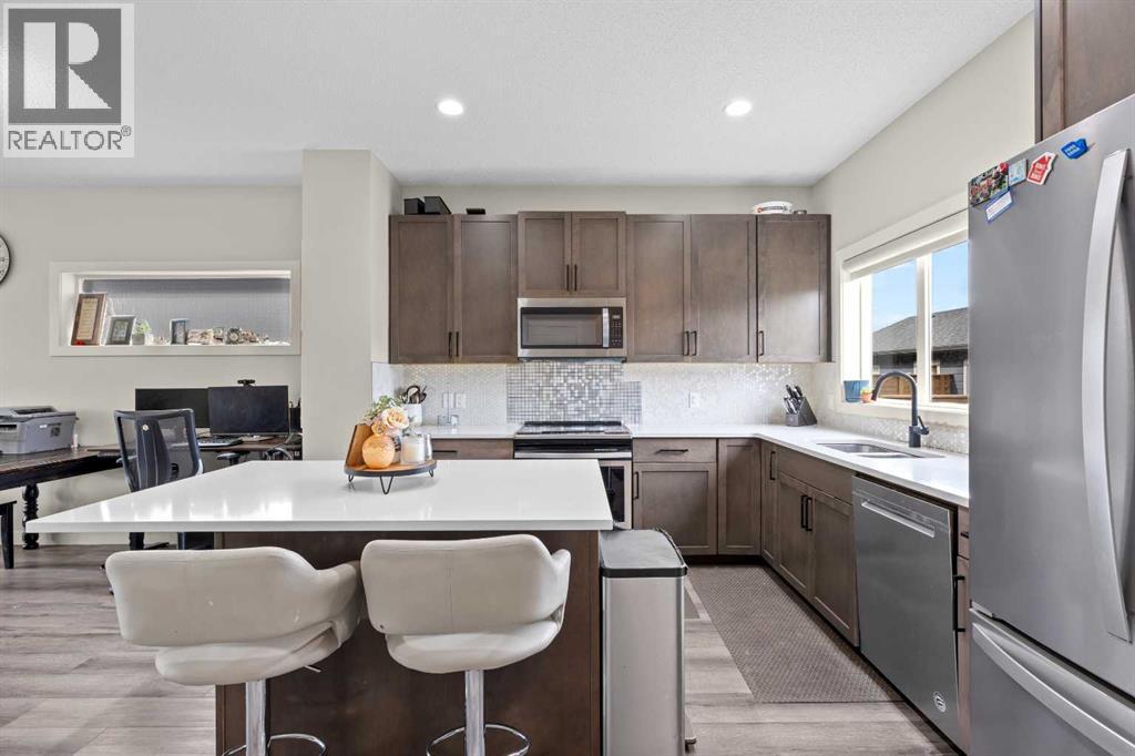 867 Walgrove Boulevard SE - 15