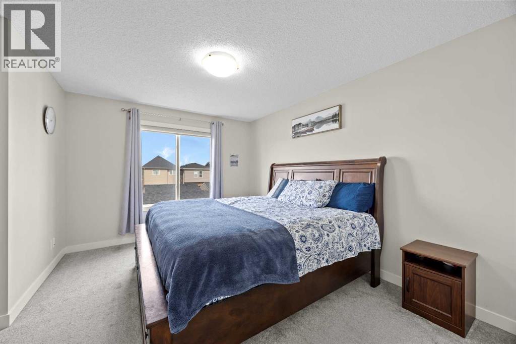 867 Walgrove Boulevard SE - 21