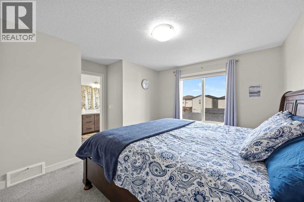 867 Walgrove Boulevard SE - 22