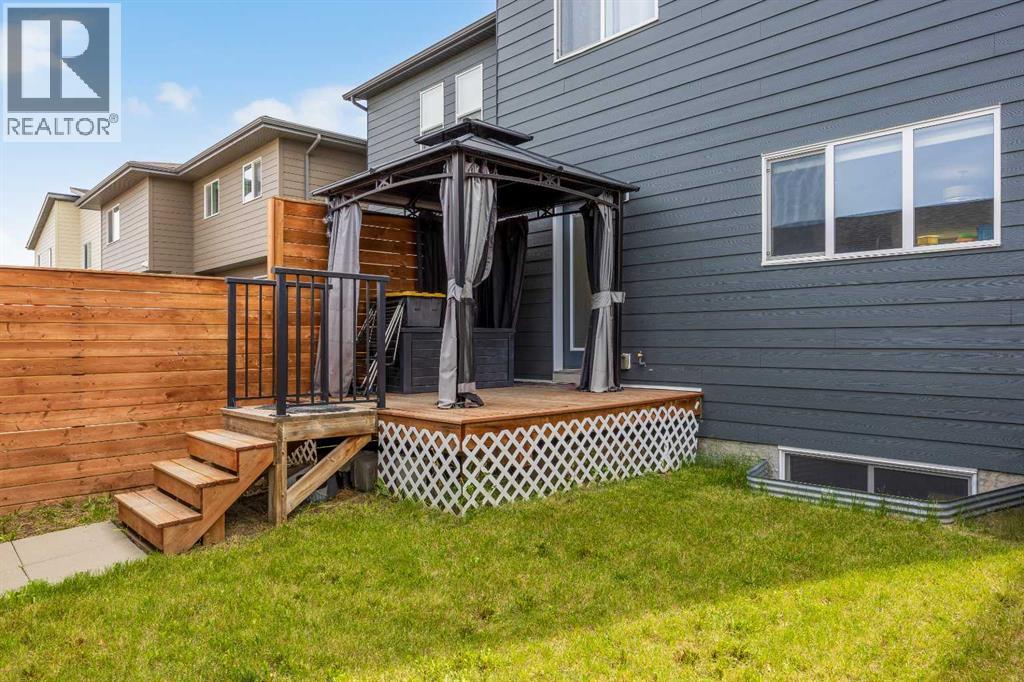 867 Walgrove Boulevard SE - 37
