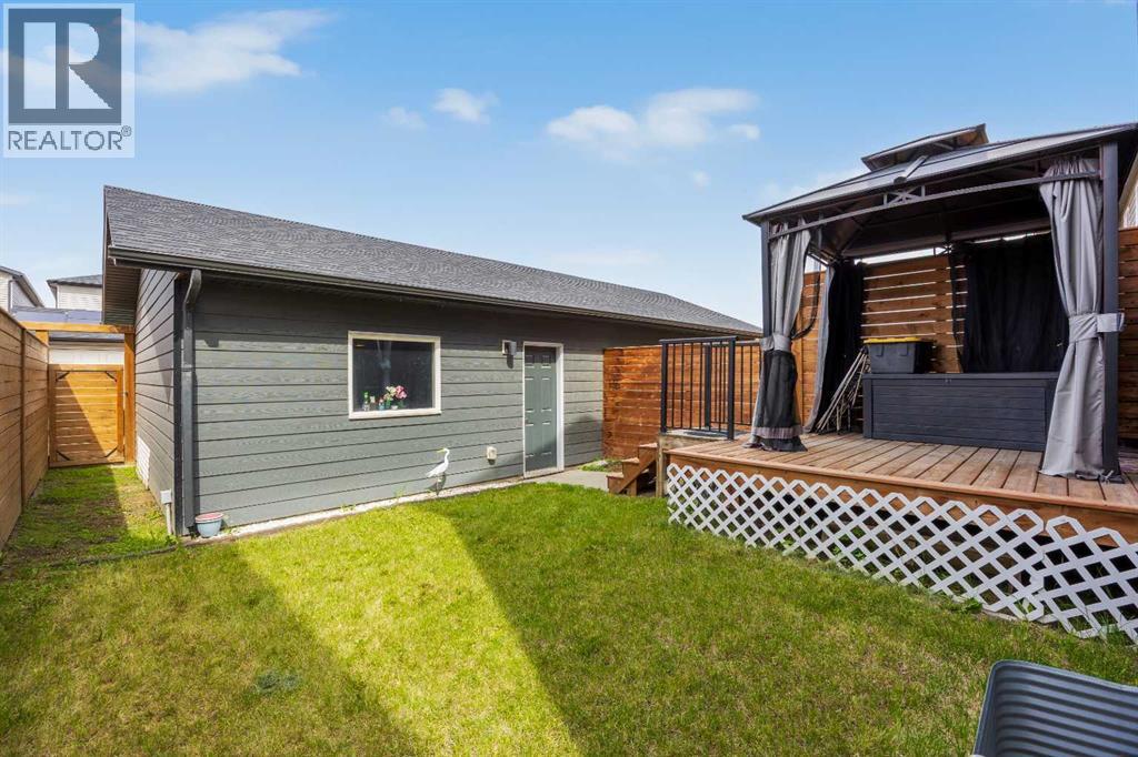 867 Walgrove Boulevard SE - 38