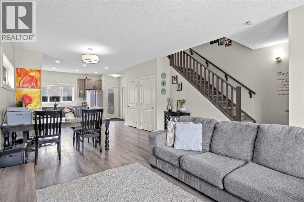 867 Walgrove Boulevard SE - 7
