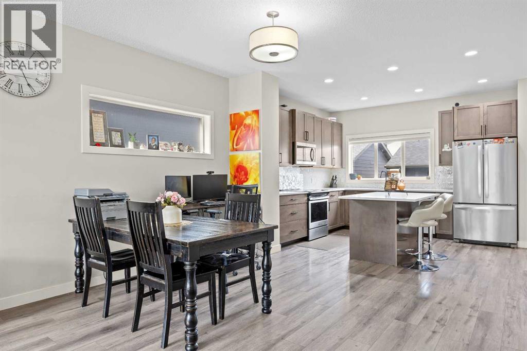 867 Walgrove Boulevard SE - 9