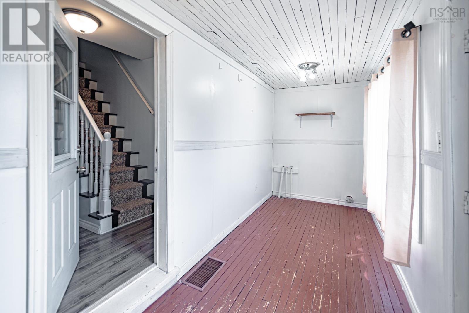 622 Lorne Street - 16