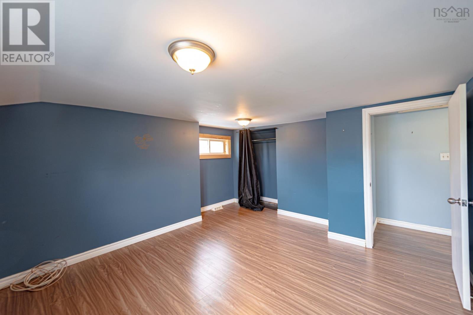 622 Lorne Street - 13