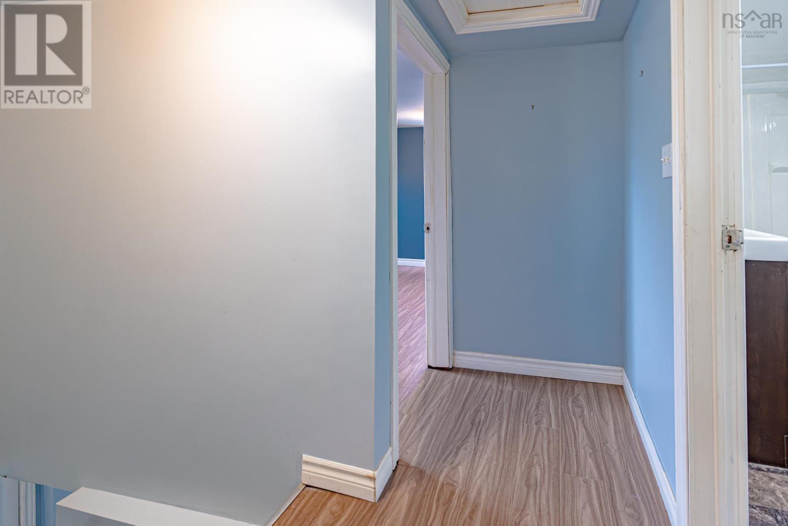 622 Lorne Street - 9