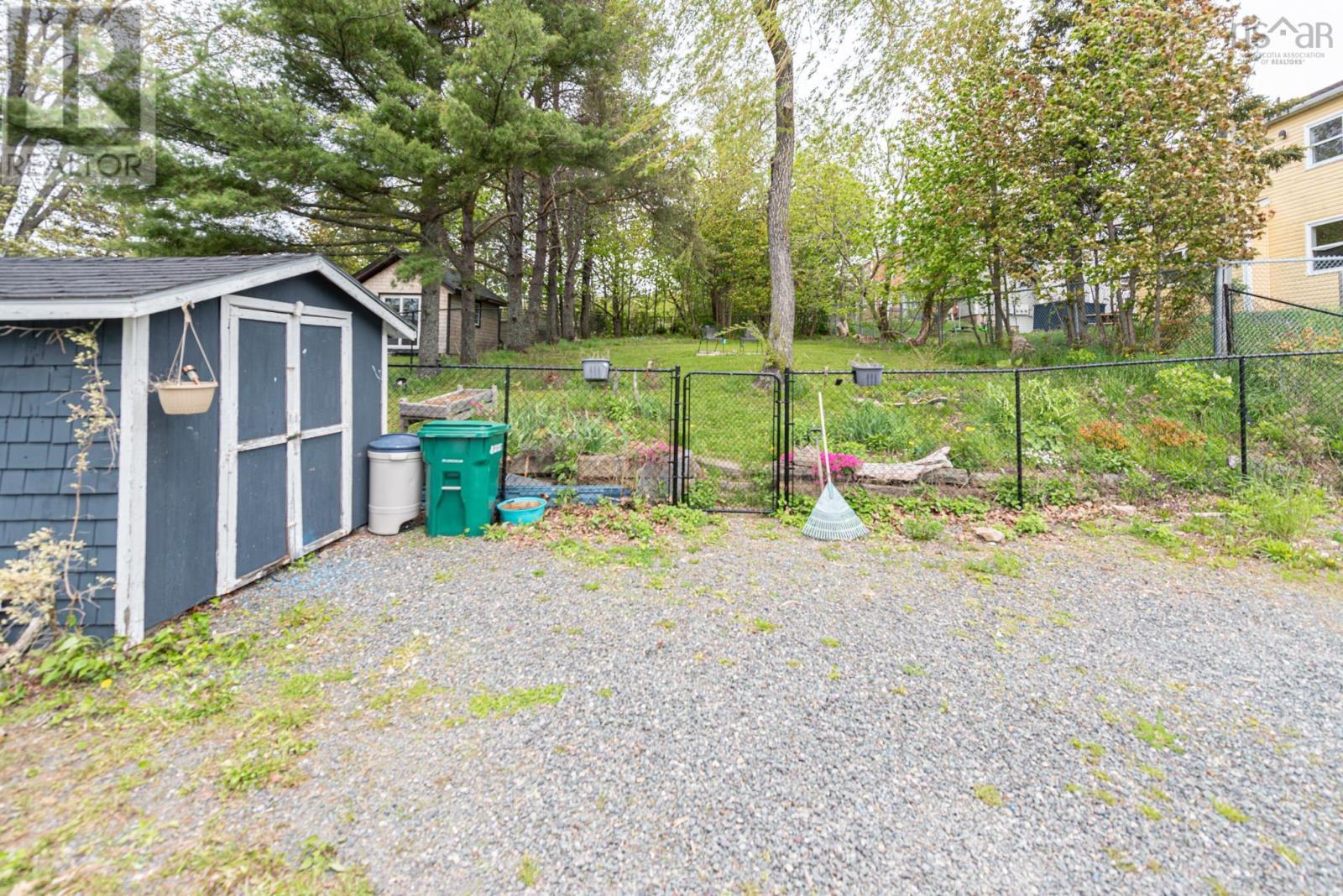 622 Lorne Street - 30