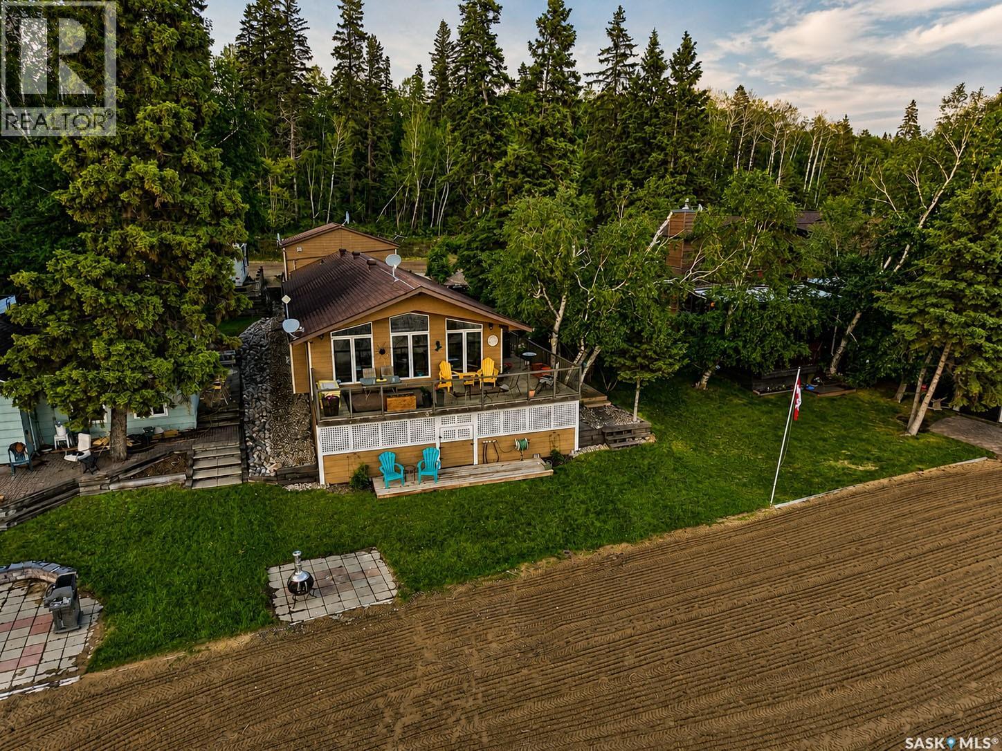 318 Neis DRIVE - 1