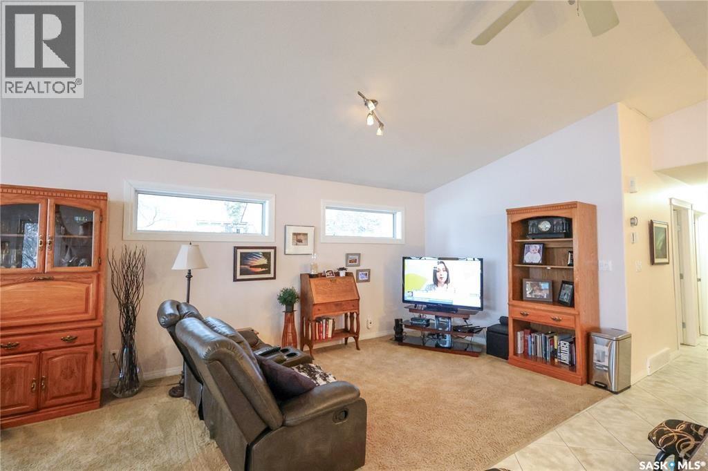 318 Neis DRIVE - 14