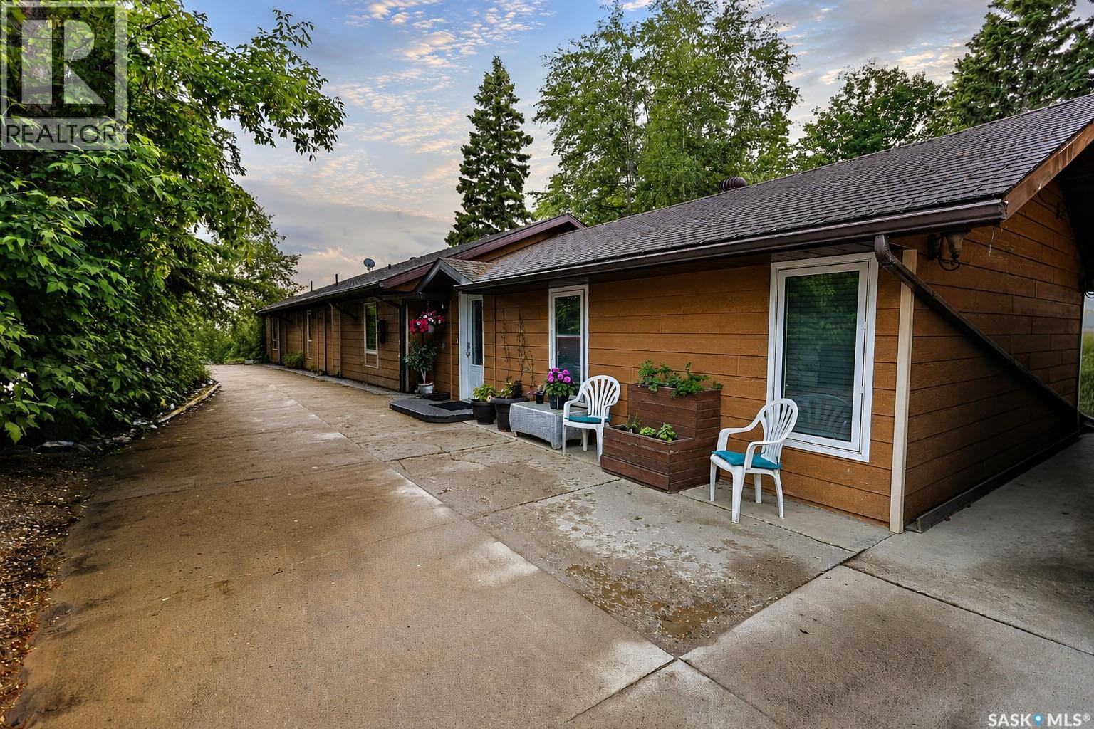 318 Neis DRIVE - 28