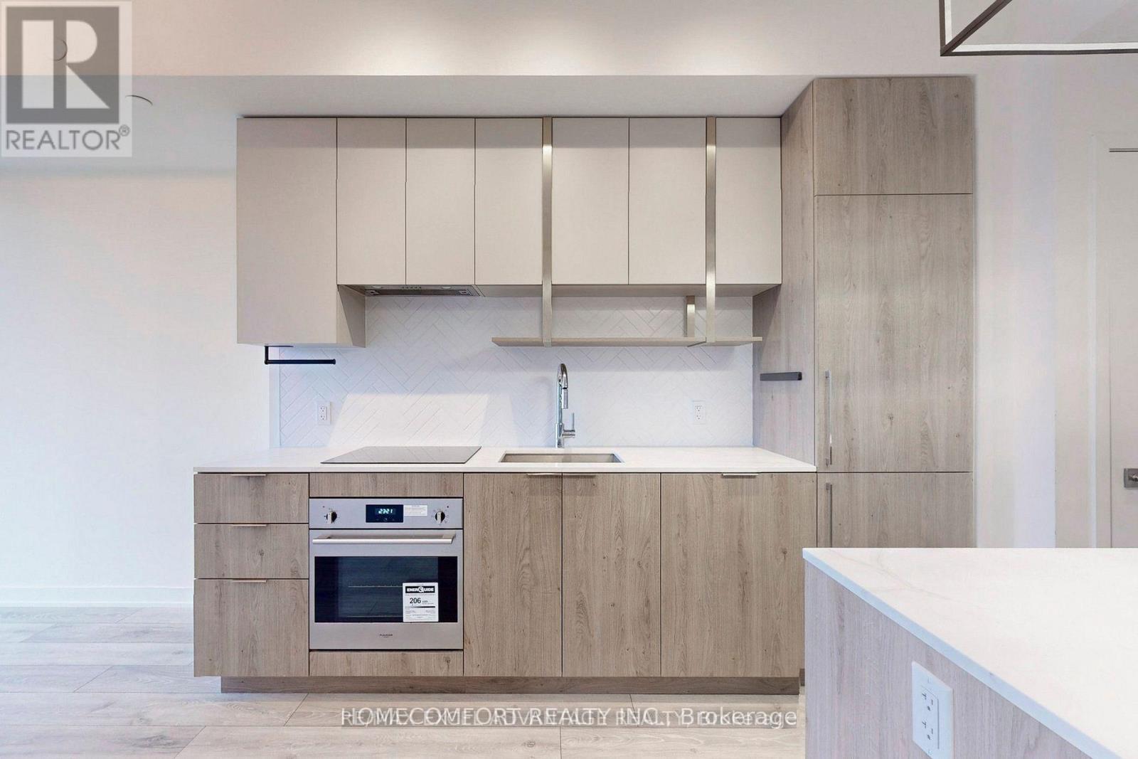 #2205 15 HOLMES AVENUE - 1