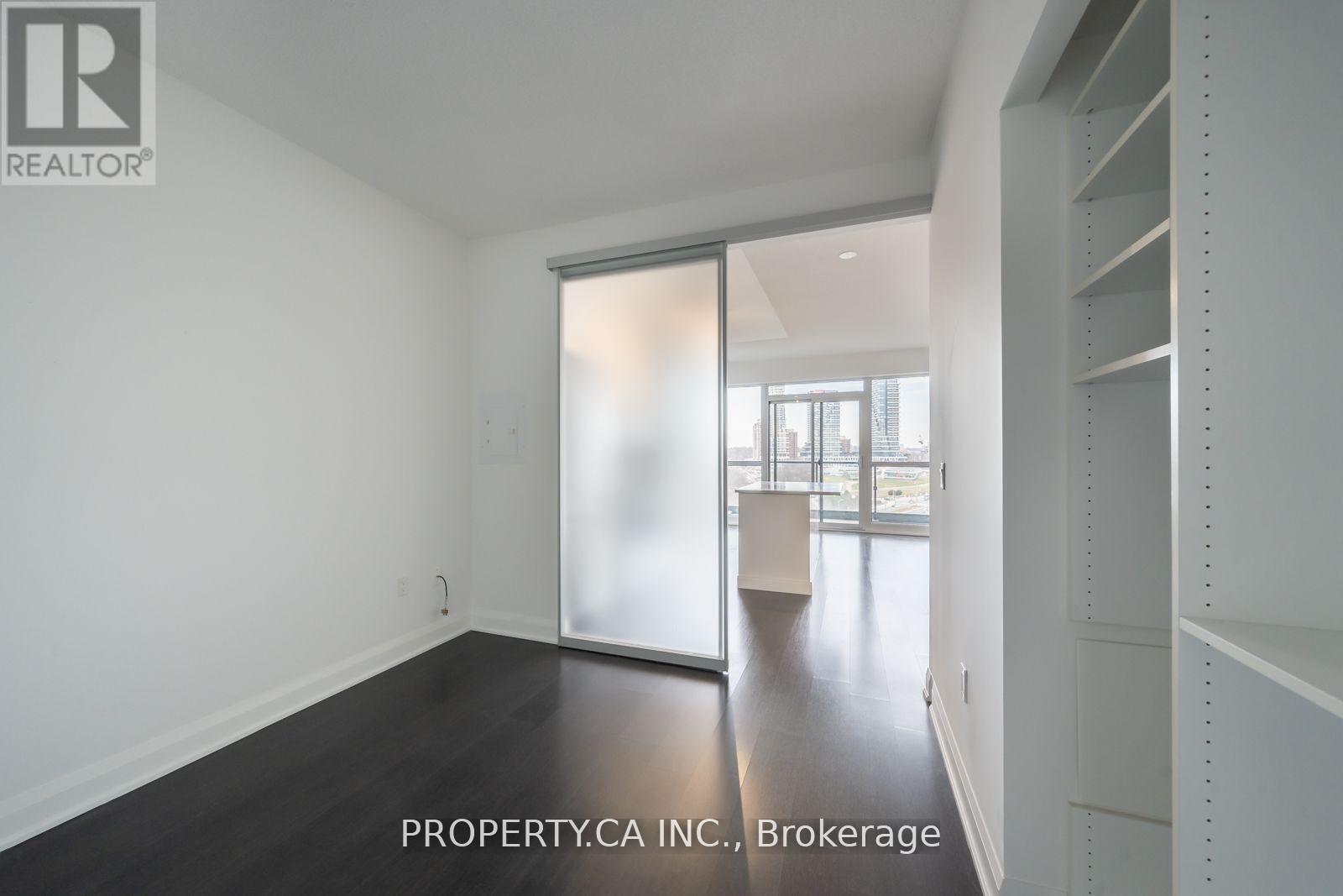 #601 160 VANDERHOOF AVENUE - 10