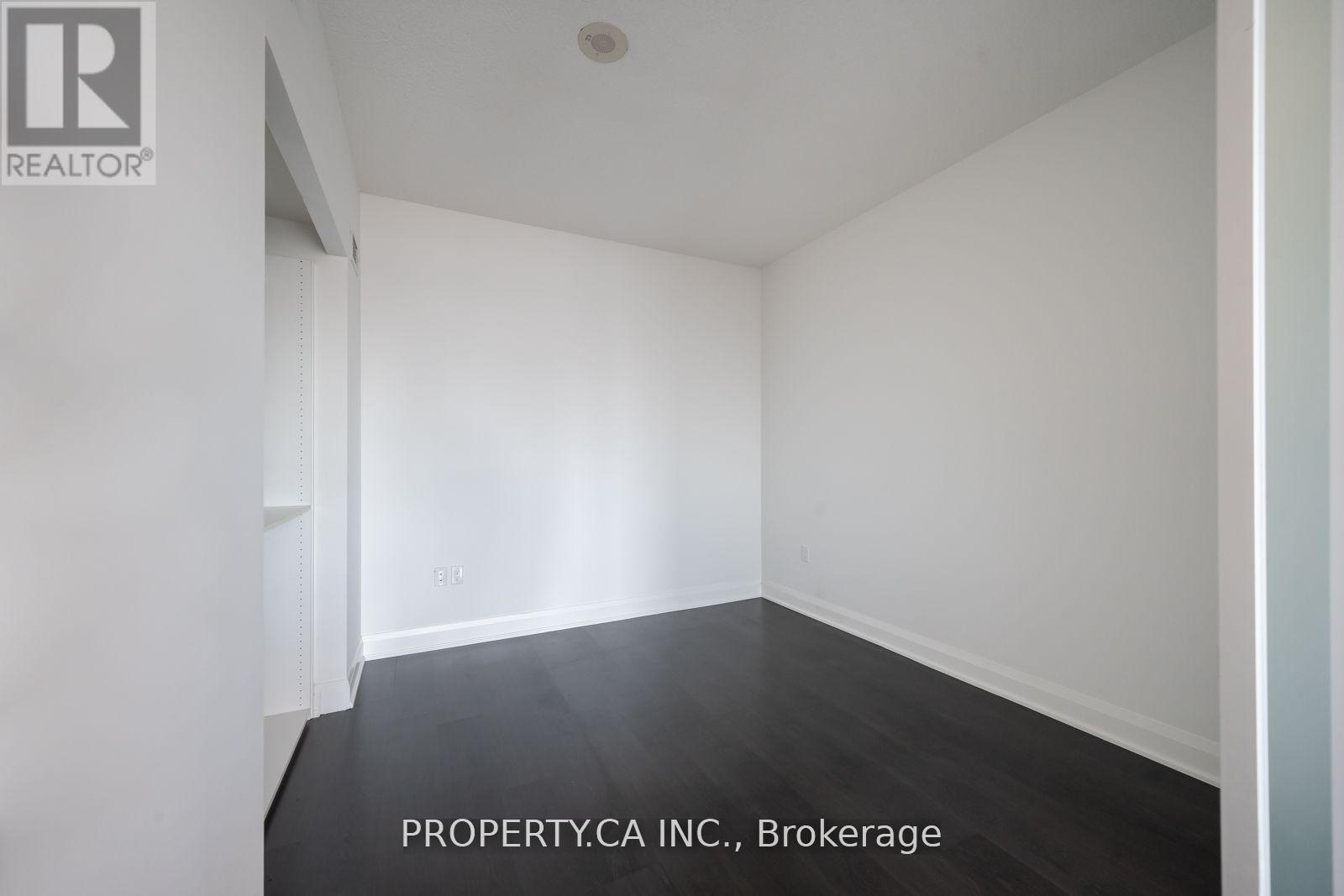 #601 160 VANDERHOOF AVENUE - 11