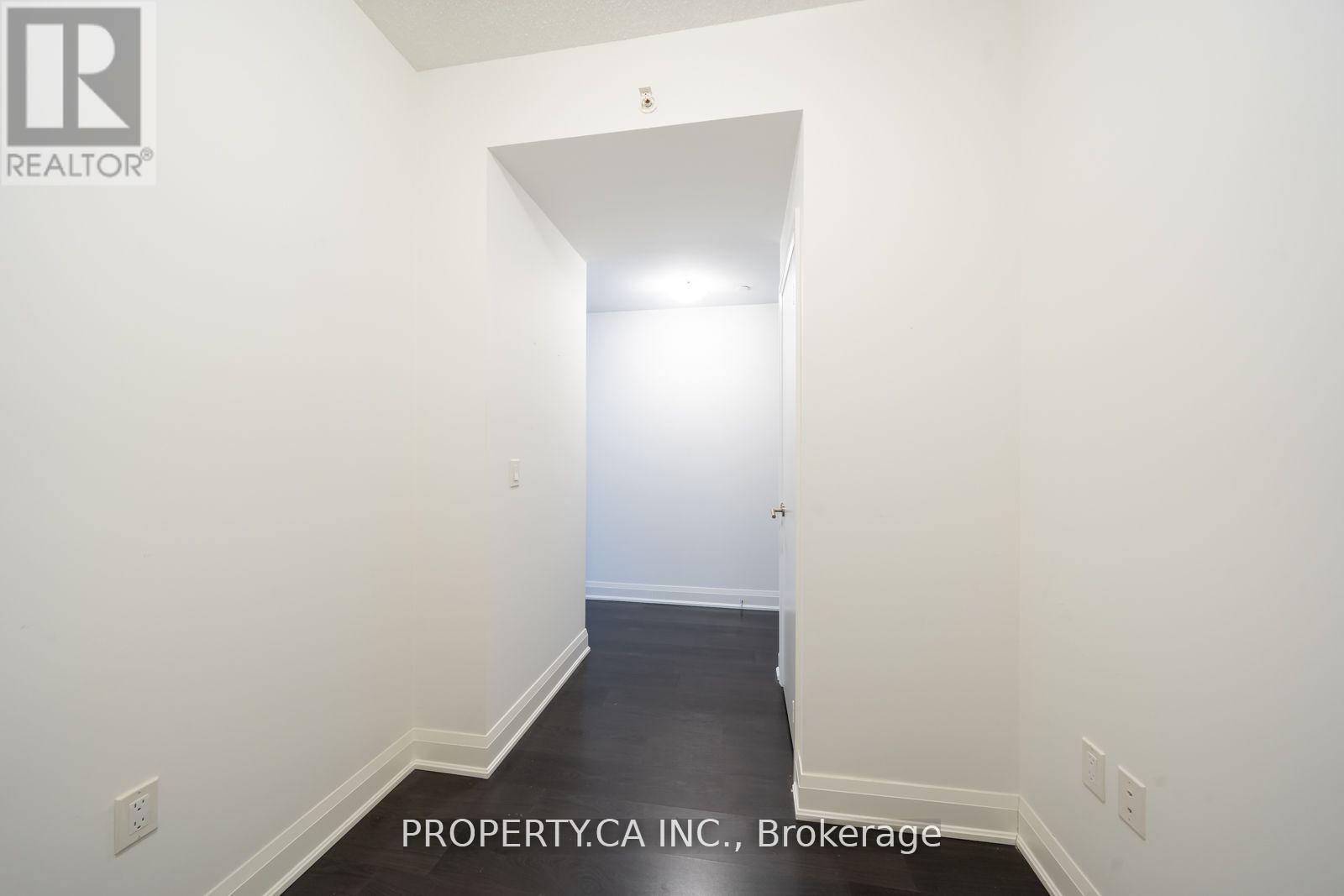 #601 160 VANDERHOOF AVENUE - 12