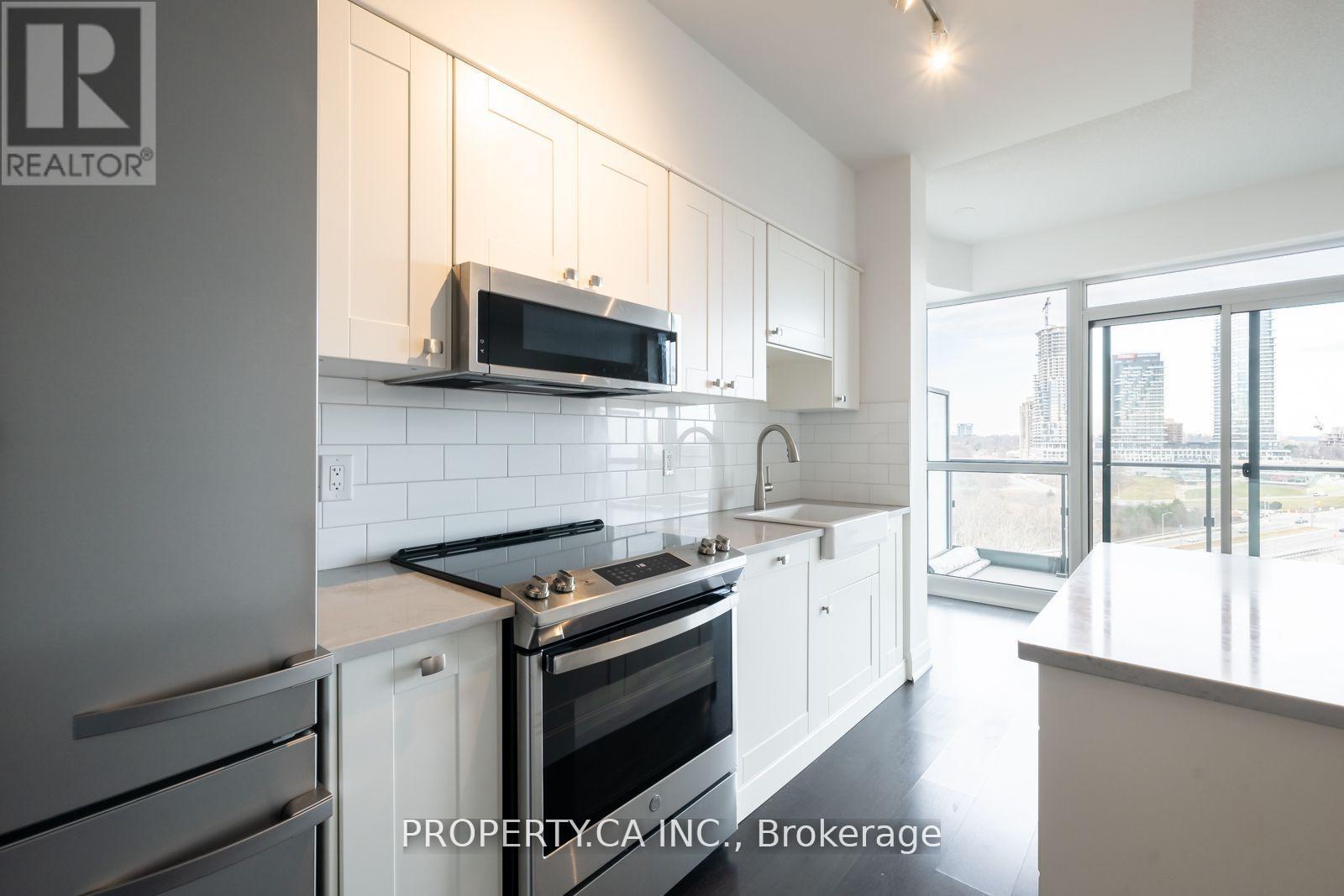 #601 160 VANDERHOOF AVENUE - 6