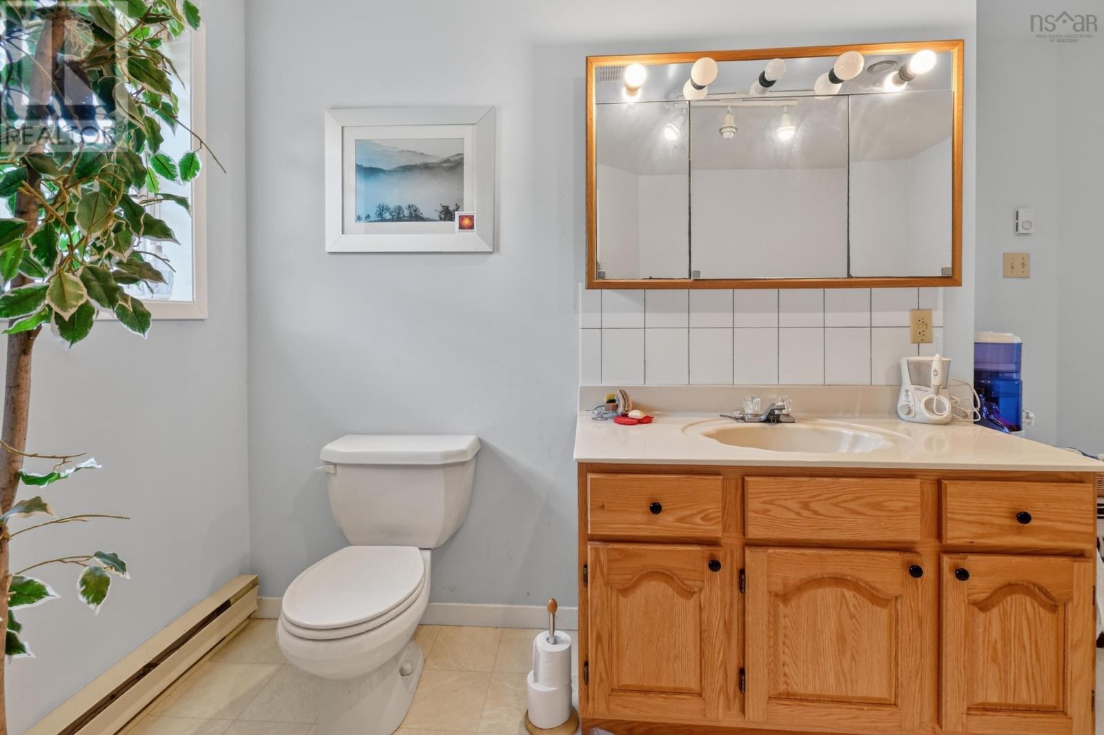 5877 West Bay Road - 22