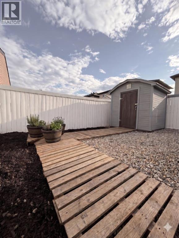 284 Caouette Crescent - 21