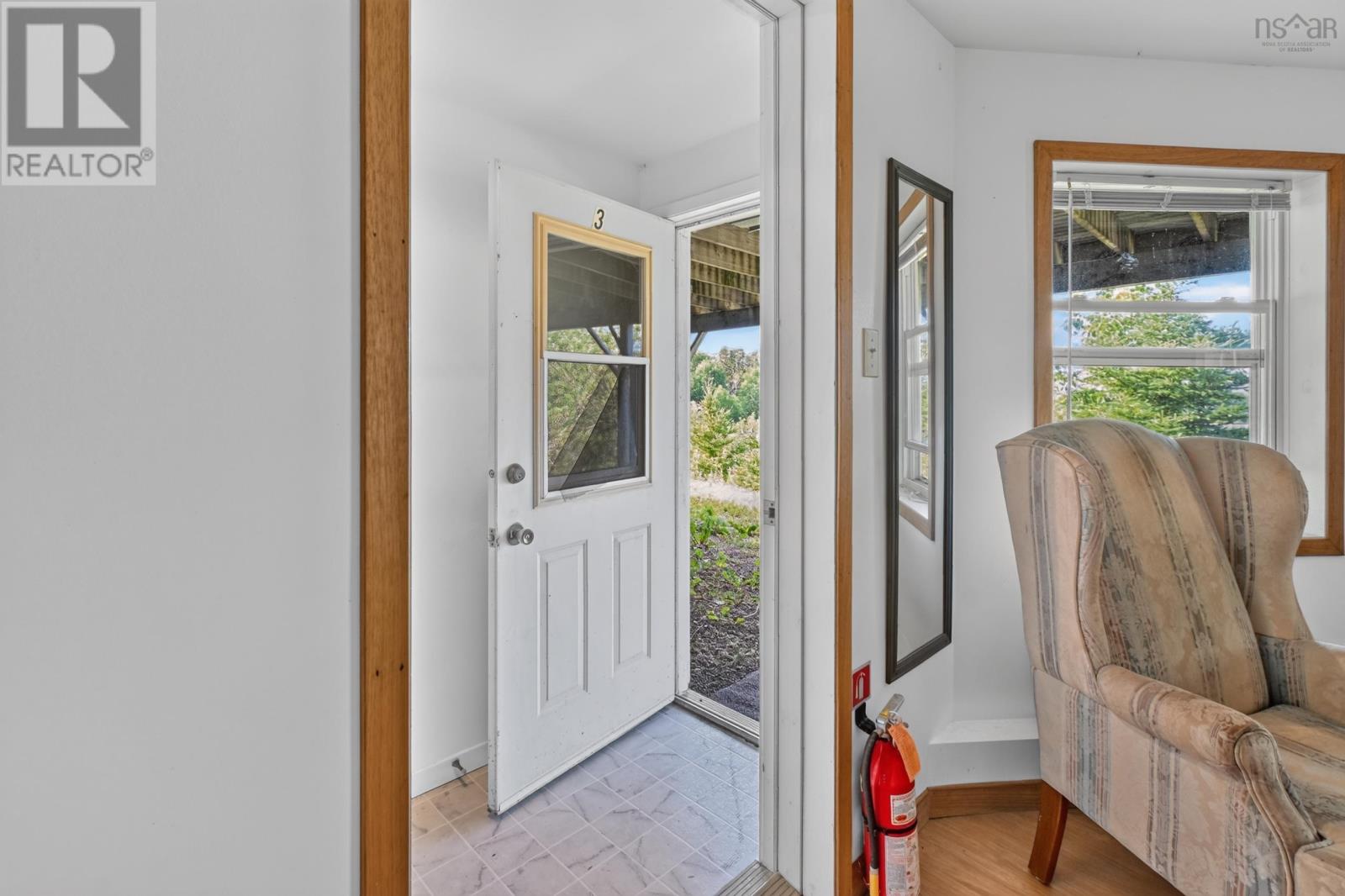 5877 West Bay Road - 25