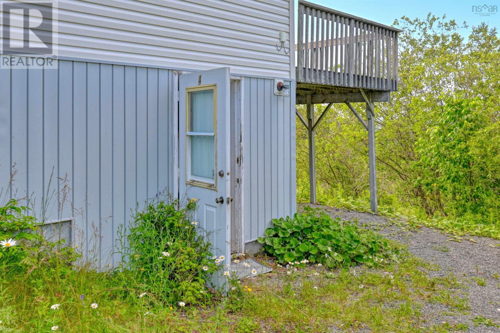 5877 West Bay Road - 40