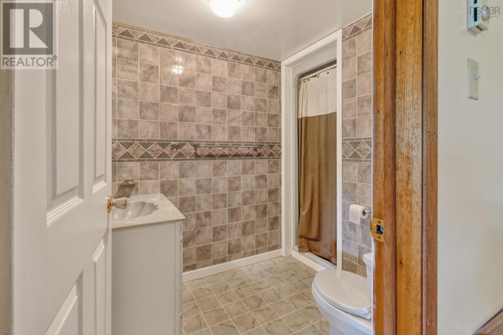 5877 West Bay Road - 33
