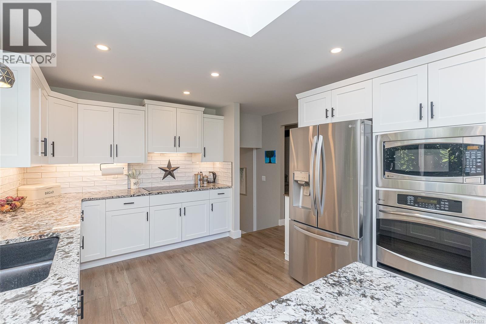 6535 Wicks Rd - 16