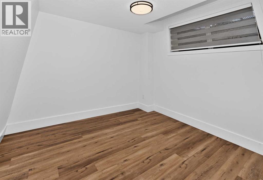 219 18 Avenue NE - Image 33