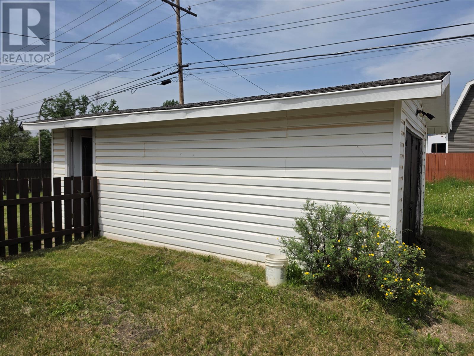 311 Dineen Crescent - Image 15
