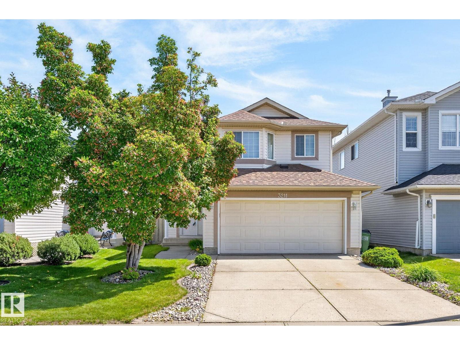 3211 MCPHADDEN PL SW - 1