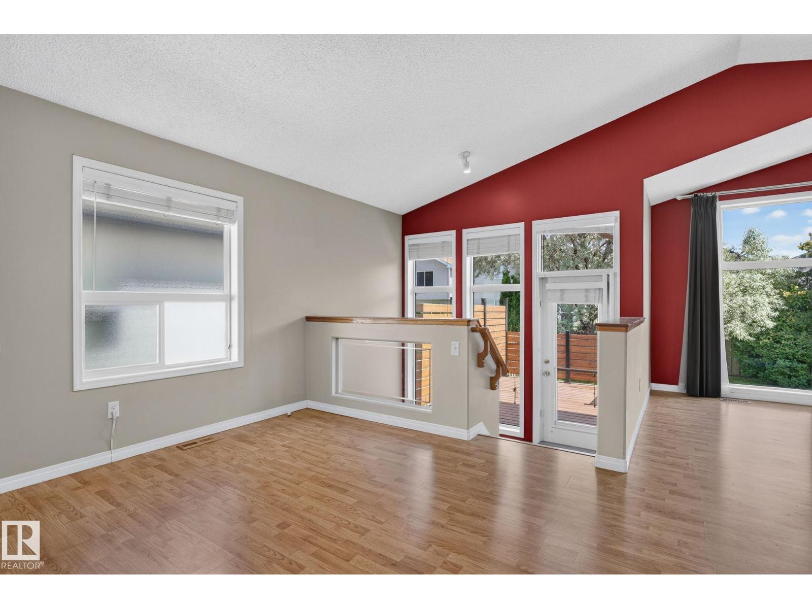 3211 MCPHADDEN PL SW - 18