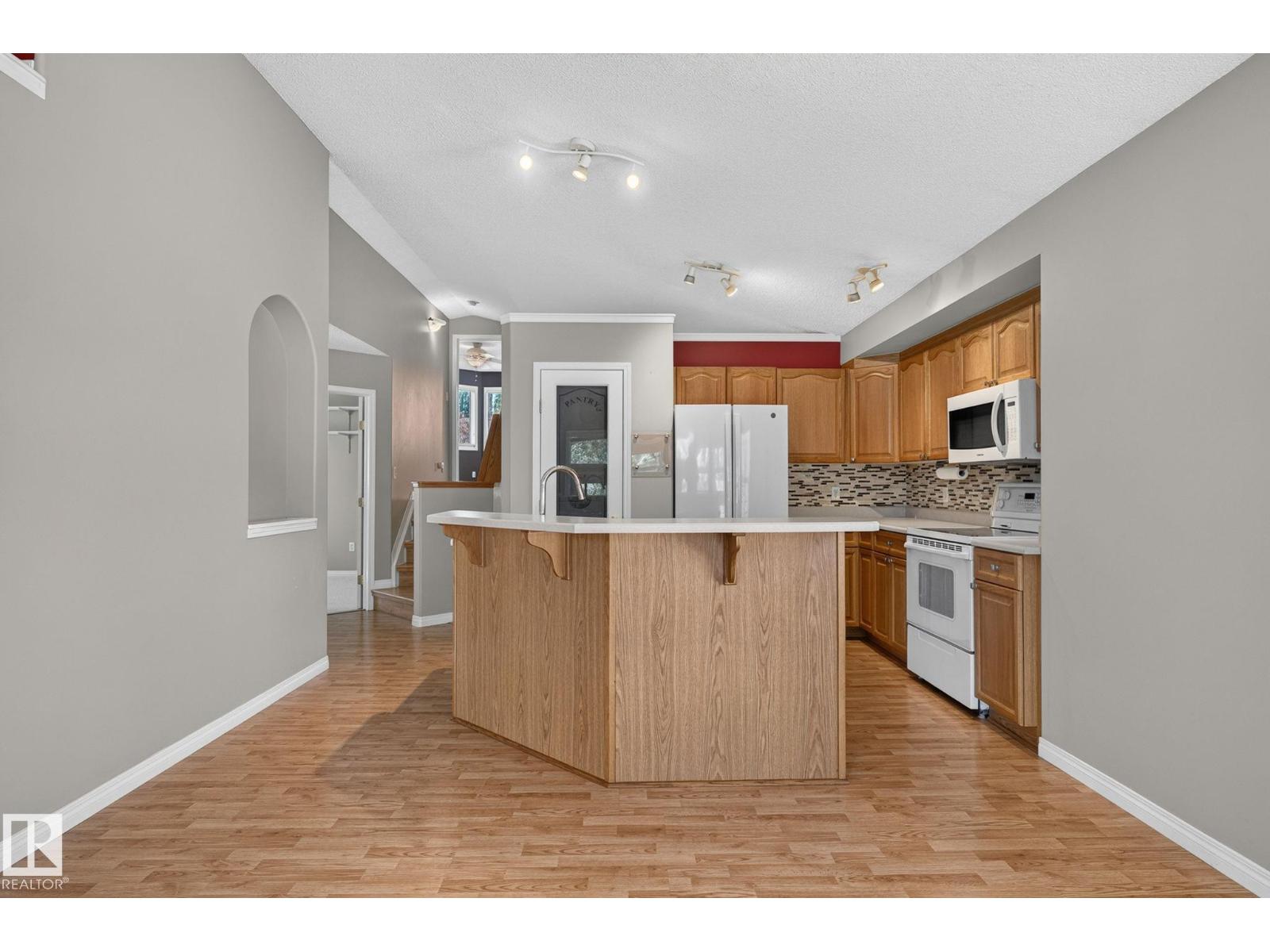 3211 MCPHADDEN PL SW - 19