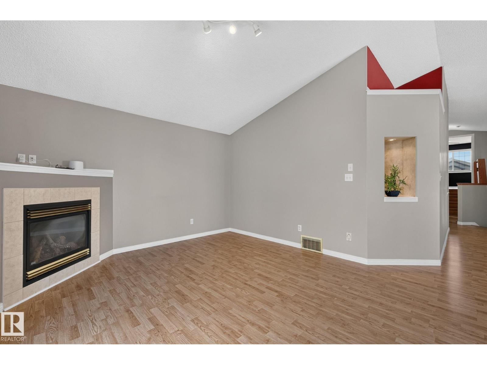 3211 MCPHADDEN PL SW - 25