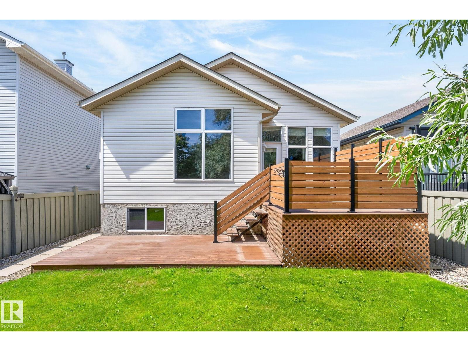 3211 MCPHADDEN PL SW - 4