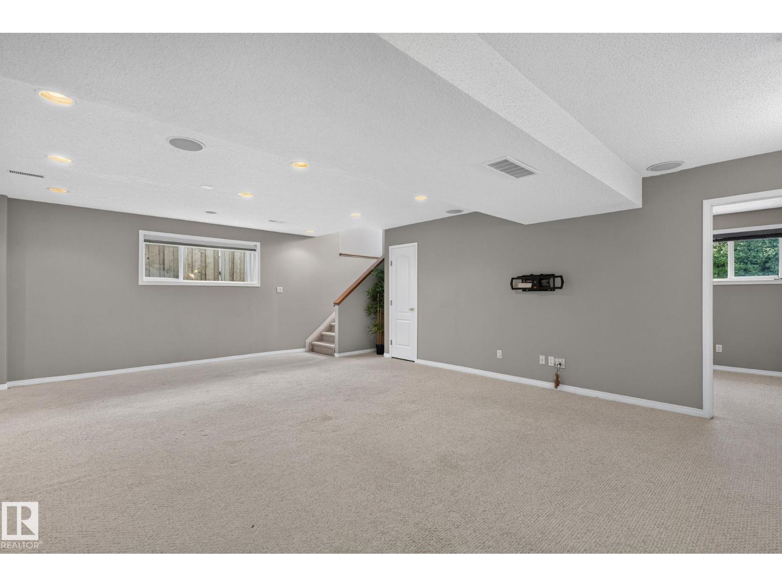3211 MCPHADDEN PL SW - 44