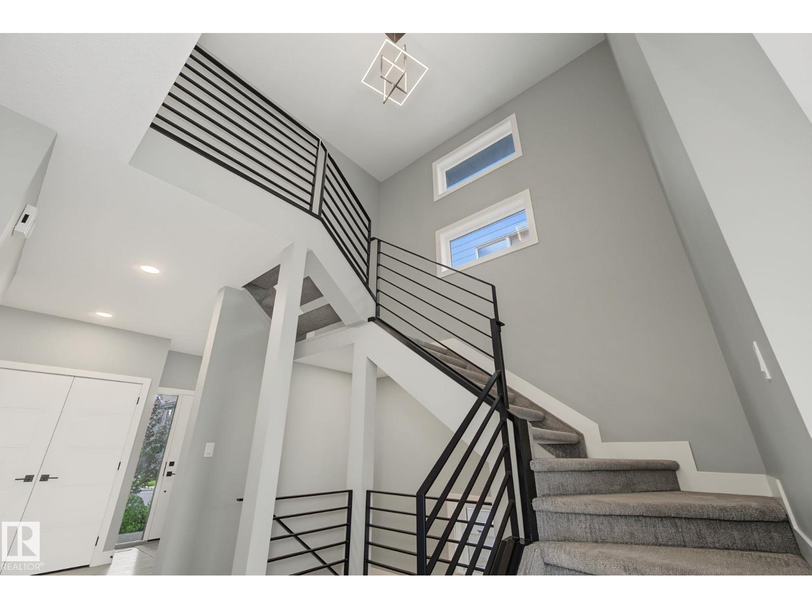 1463 HOWES CR SW - 19