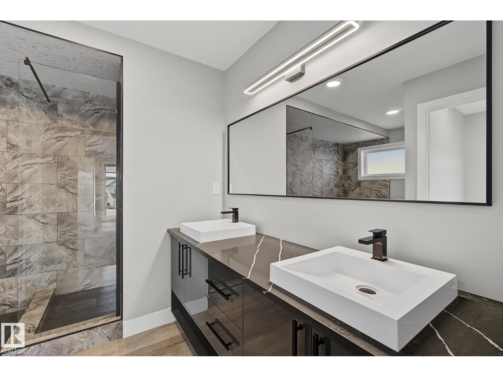 1463 HOWES CR SW - 29