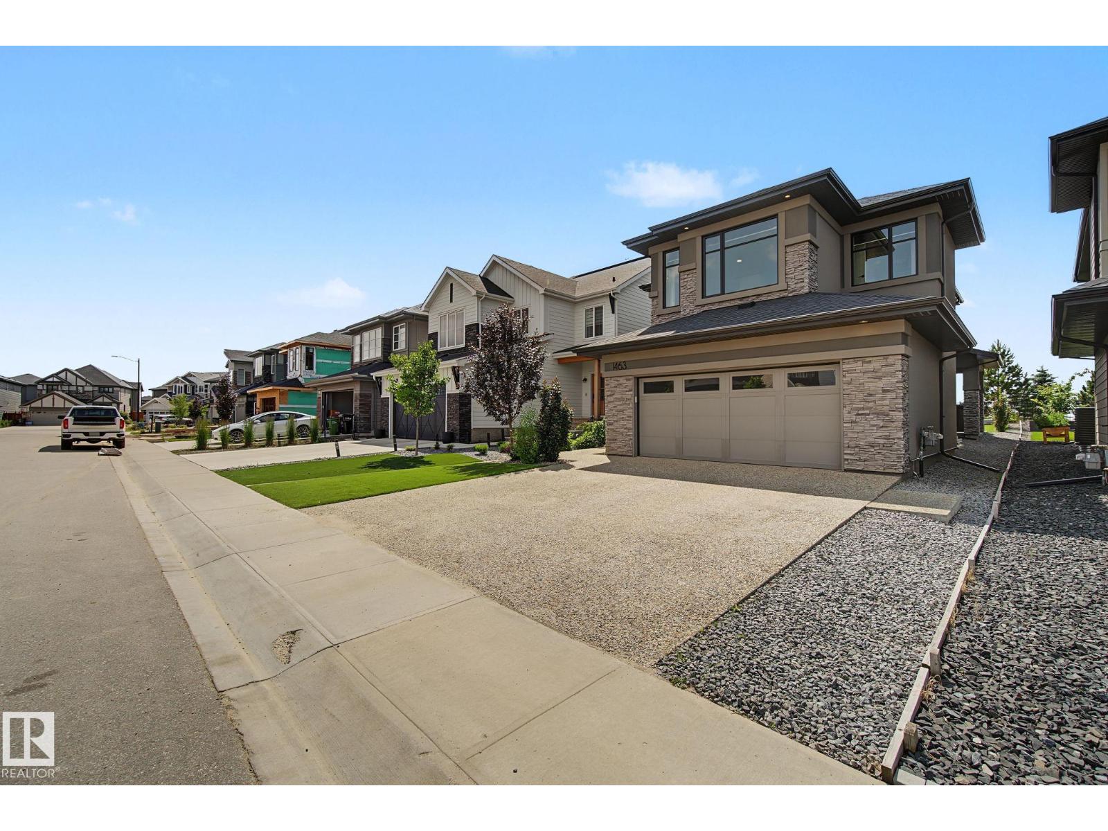 1463 HOWES CR SW - 3