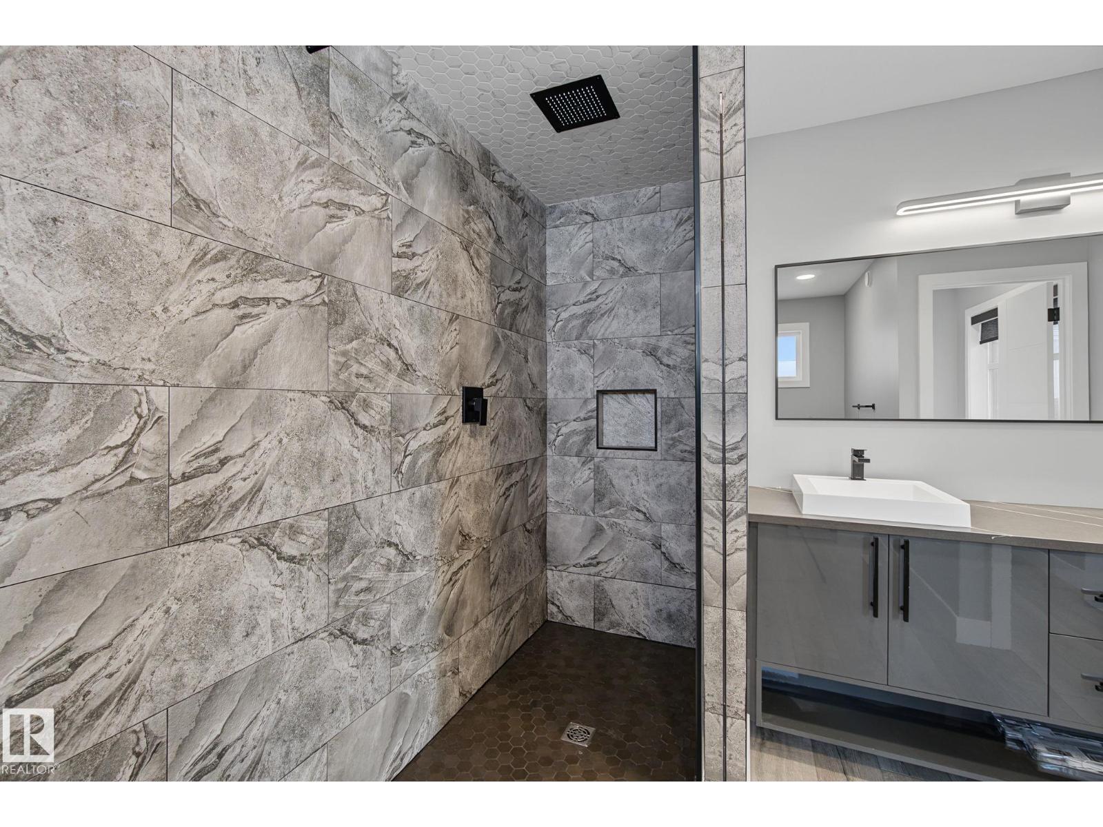 1463 HOWES CR SW - 31