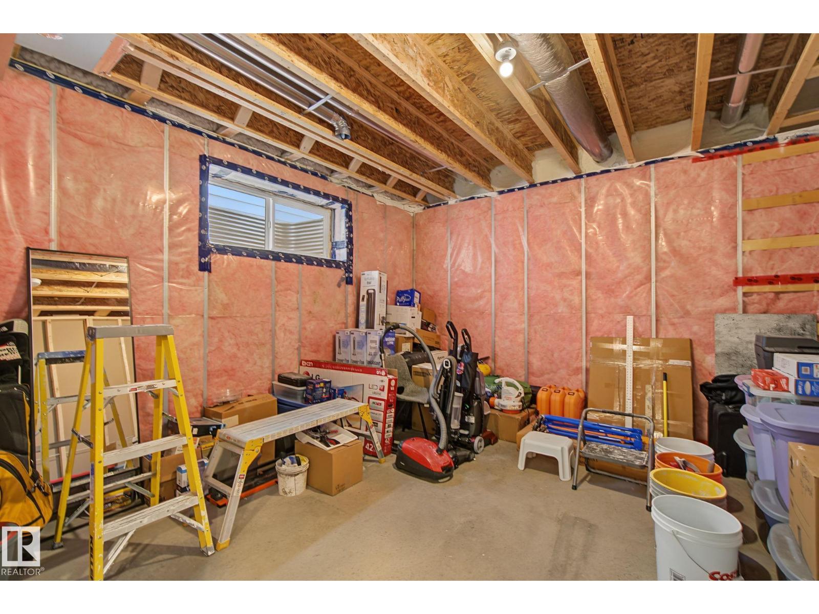 1463 HOWES CR SW - 47