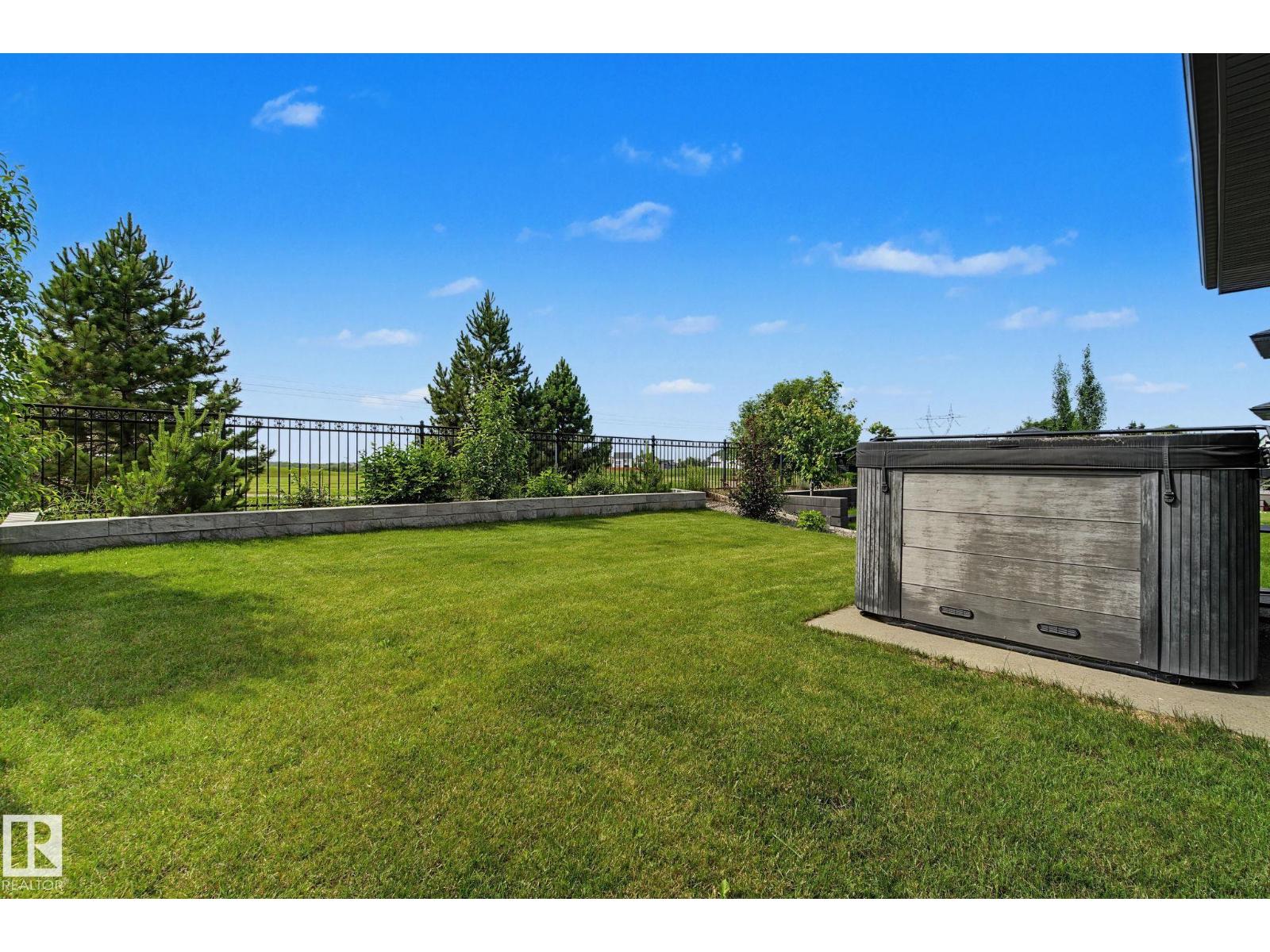 1463 HOWES CR SW - 53