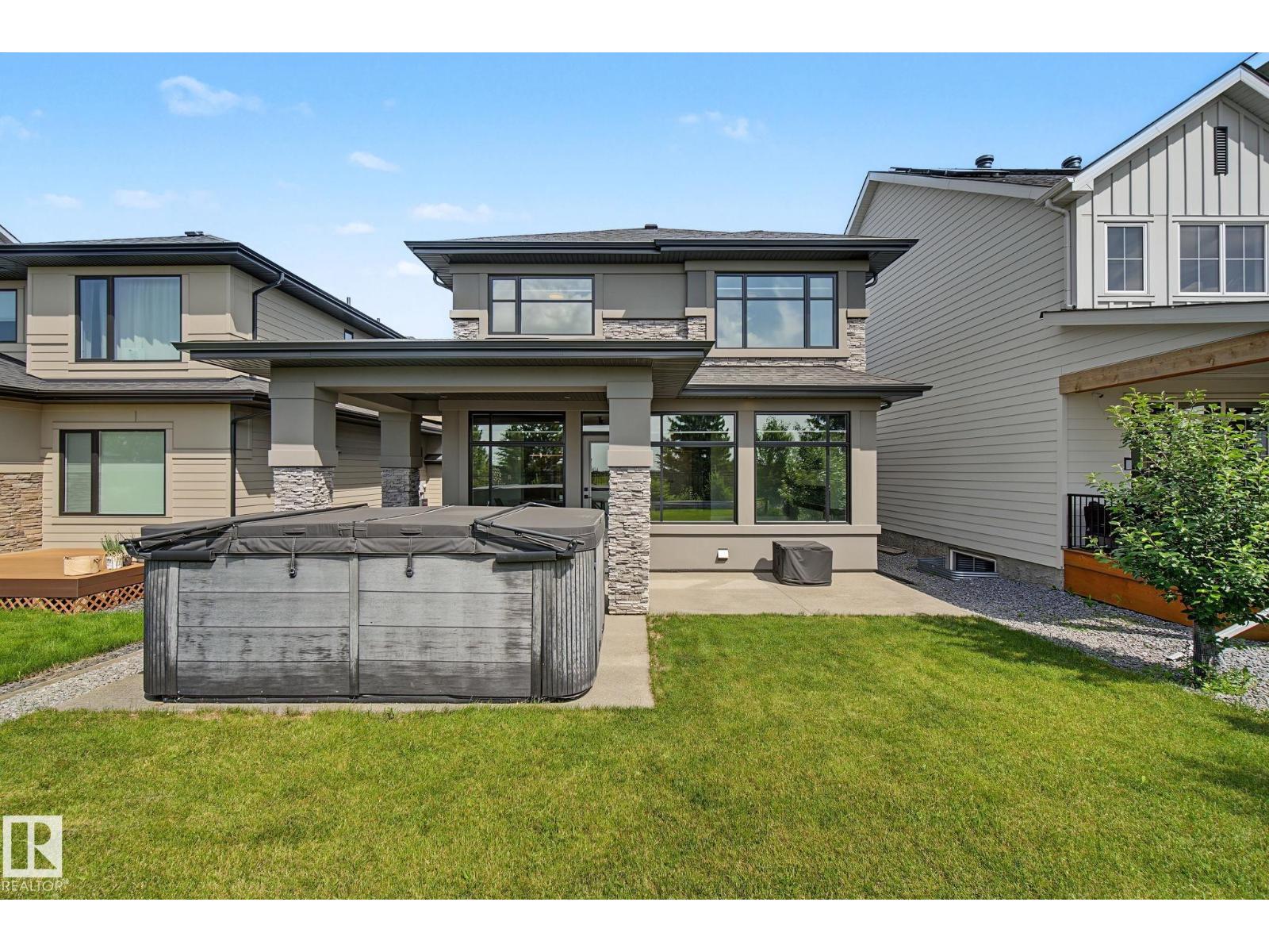 1463 HOWES CR SW - 55