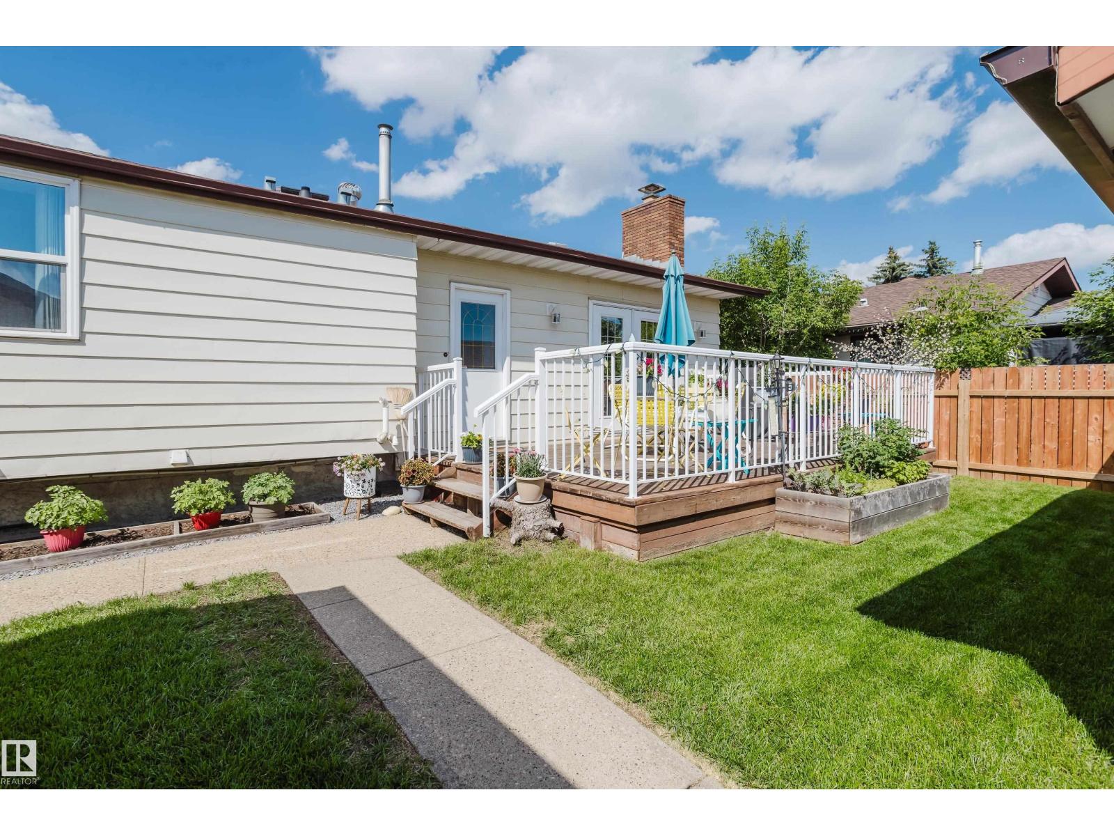 10433 32A AV NW - 2
