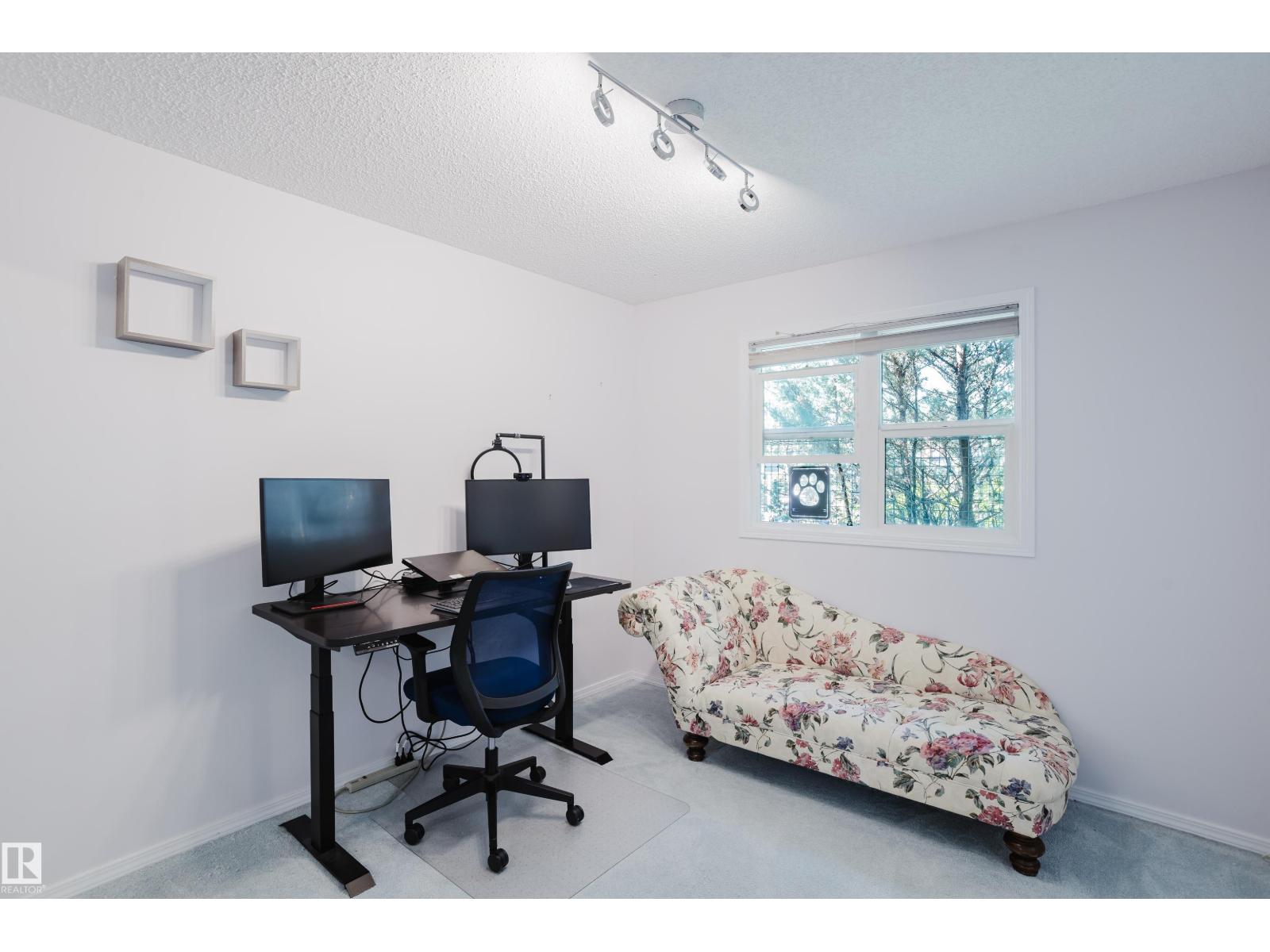 10433 32A AV NW - 24