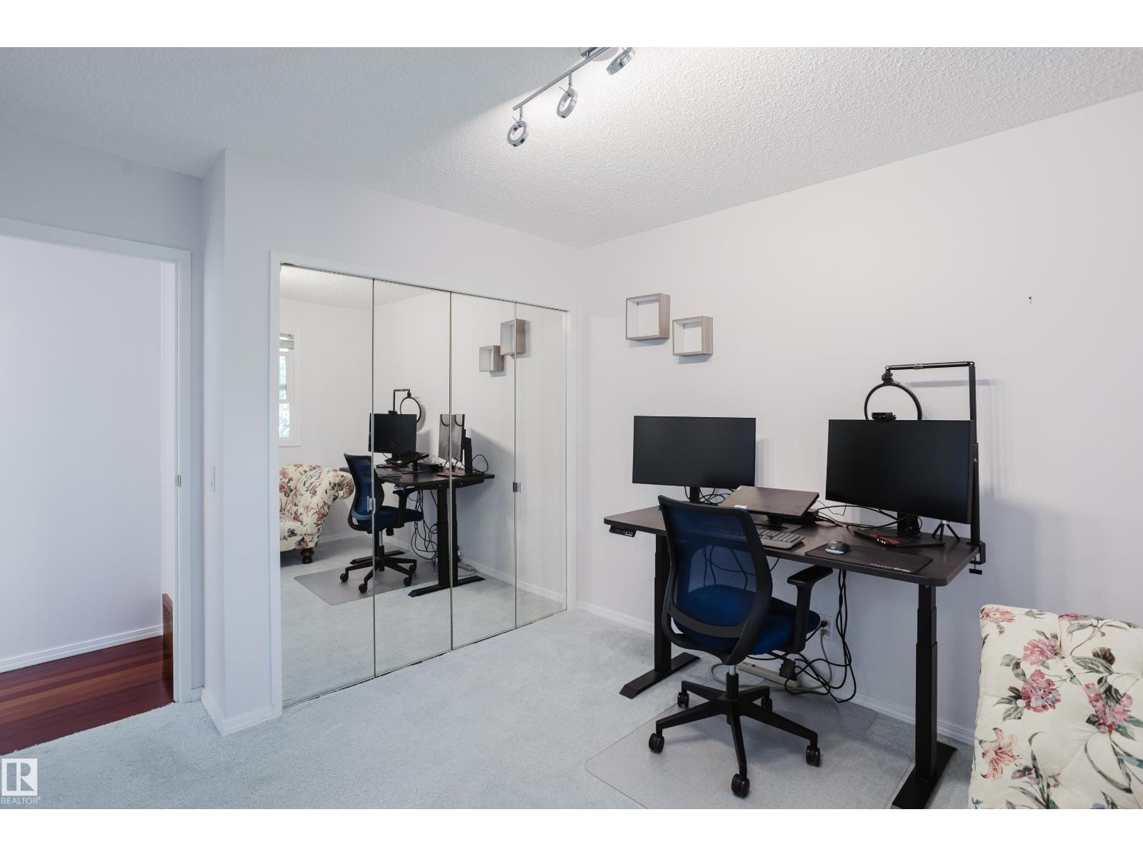 10433 32A AV NW - 26