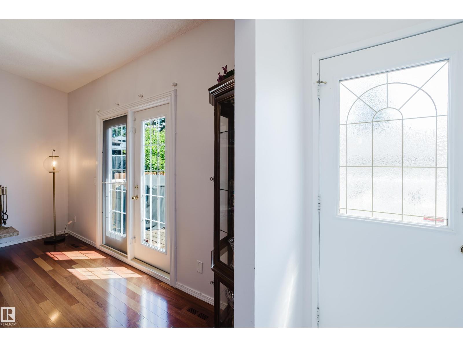 10433 32A AV NW - 36