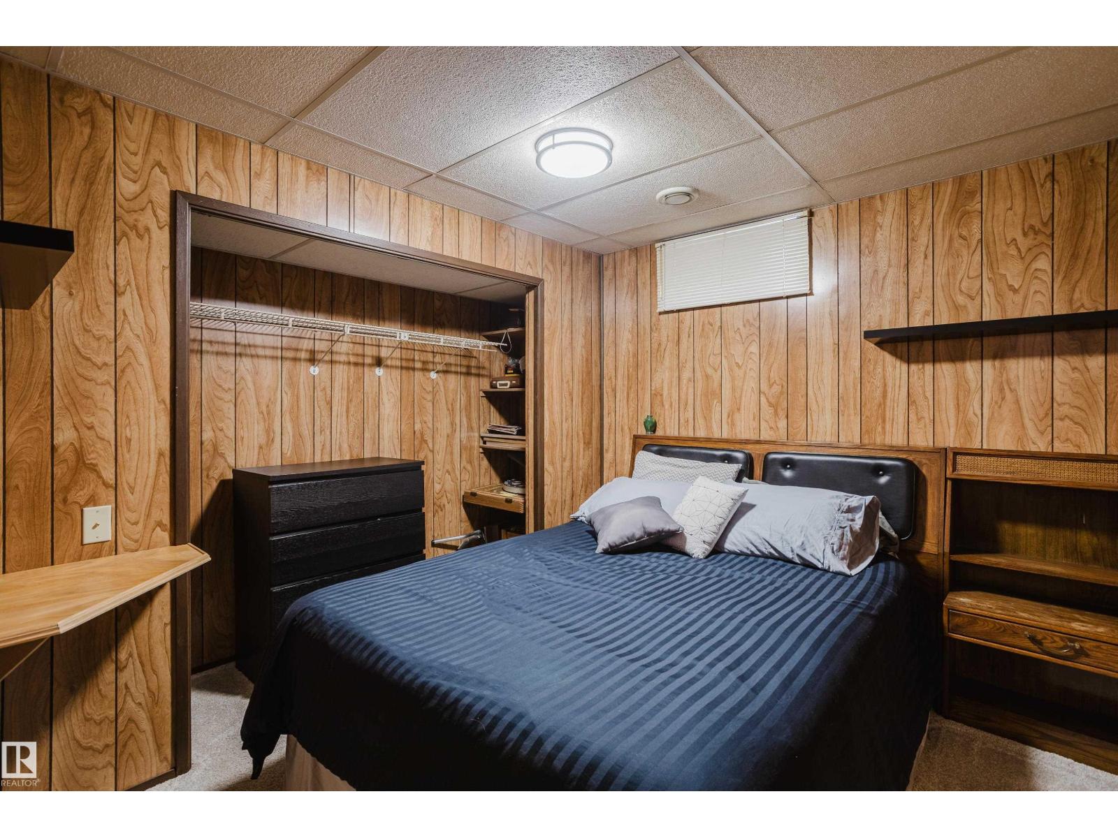 10433 32A AV NW - 49